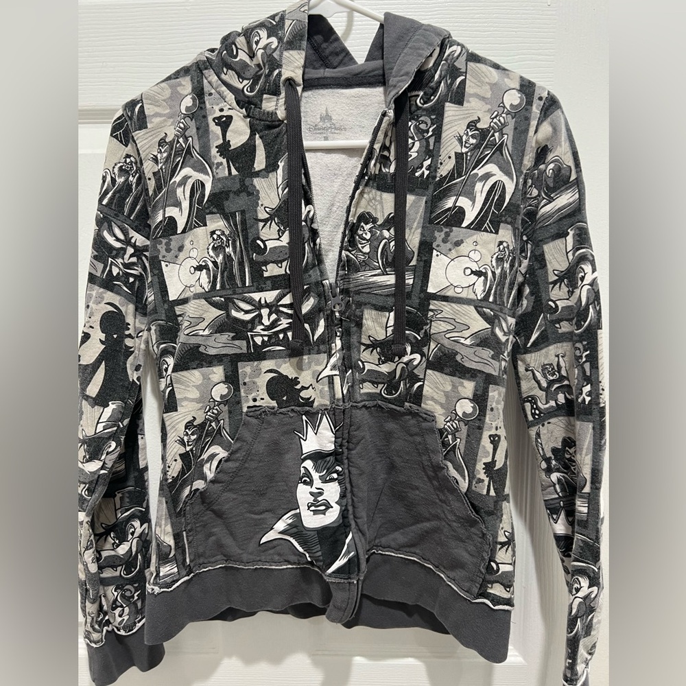 Disney Parka Villains zip up